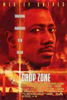 BD50-2D 终极特区/越空飞龙 Drop Zone (1994) 豆瓣6.1 